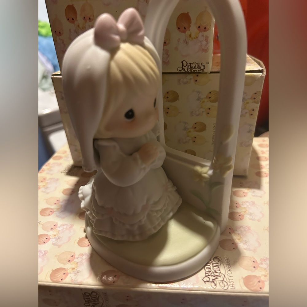 Precious Moments Inspirational Figurine